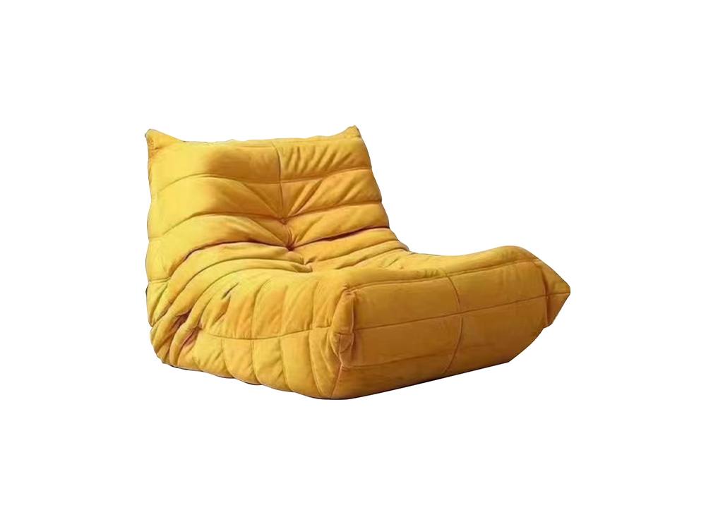  caterpillar   ​ ​   ​   ​ ​ ​  ​